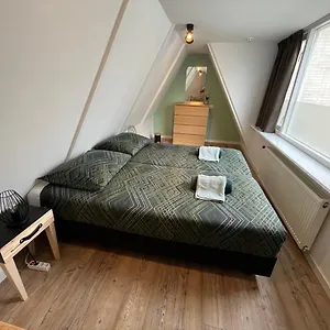 Lennon's Beachhouse , Zandvoort Niederlande